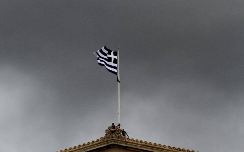 Bloomberg: Η μόνη λύση για την Ελλάδα είναι η διαγραφή χρέους