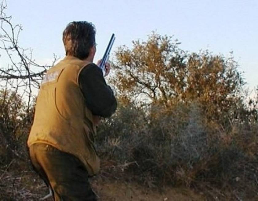 Σοκ: Κυνηγός πυροβόλησε τον φίλο του