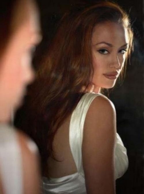 Δείτε: Η σωσίας της Angelina Jolie!