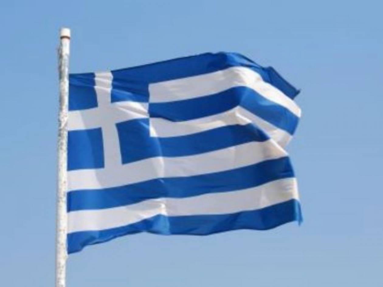 Χρυσή Αυγή: Έλεγχος σε σχολεία της Θράκης για τις ελληνικές σημαίες