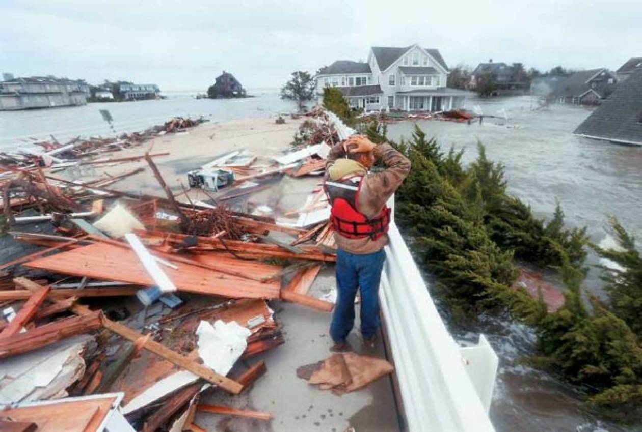 Ζημιές 50 δισ. δολαρίων άφησε πίσω του ο τυφώνας