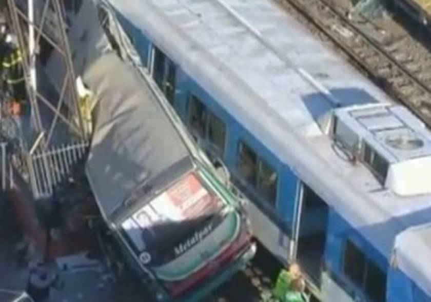 Πέντε νεκροί από σύγκρουση τρένων