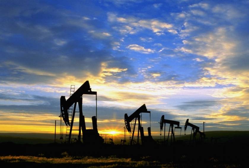 Η χαμηλή ζήτηση ρίχνει την τιμή του πετρελαίου στην Ασία
