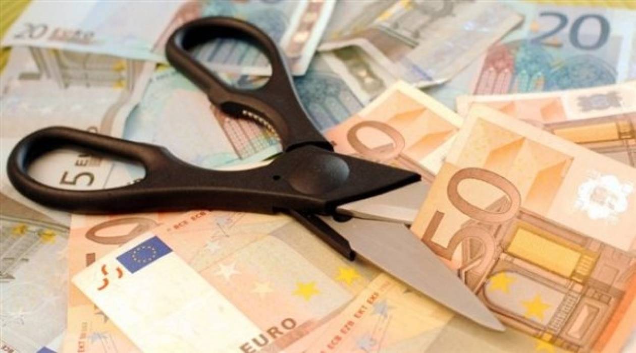 De Standaard: Πιθανή η αναδιάρθρωση του ελληνικού χρέους