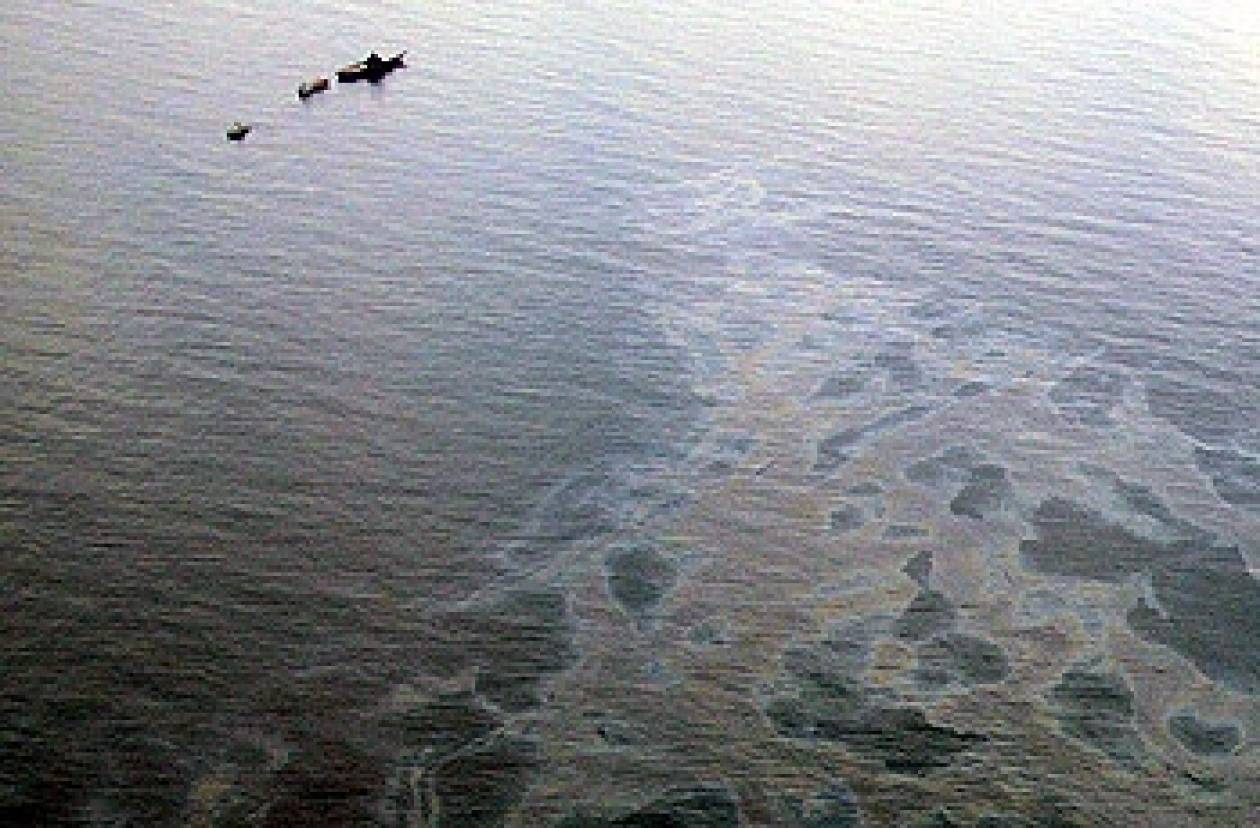 Νιγηρία: Μεγάλη διαρροή πετρελαίου από αγωγό της ExxonMobil