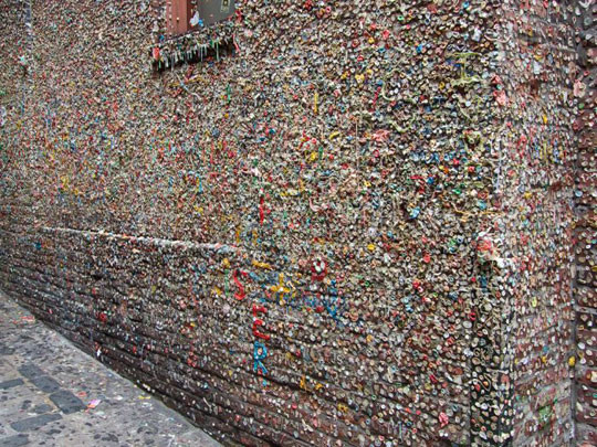 Ο πιο αηδιαστικός τοίχος στον κόσμο! (pics)