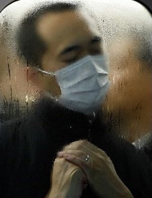 Συγκλονιστικές εικόνες από το μετρό του Τόκυο (pics)