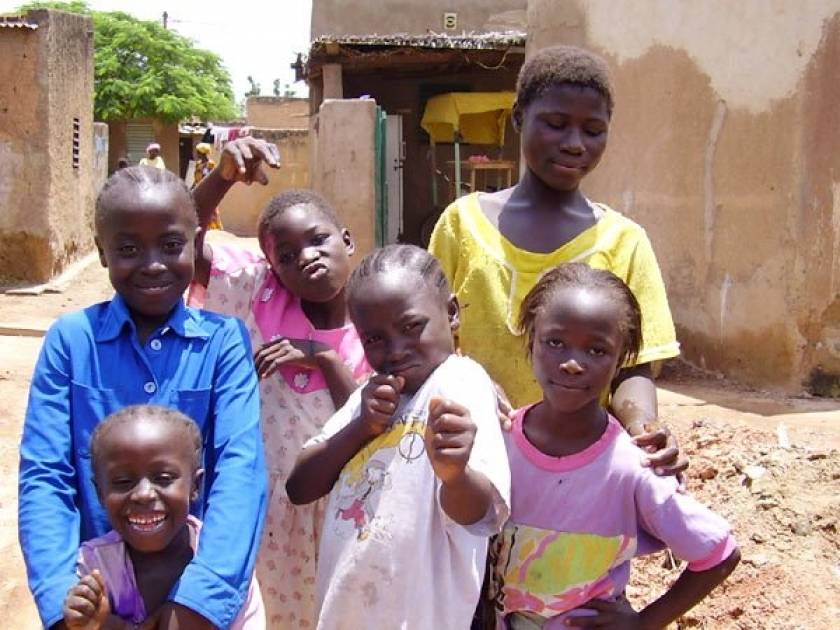 Μπουρκίνα Φάσο: «Χάρισαν» την ελευθερία σε 400 παιδιά