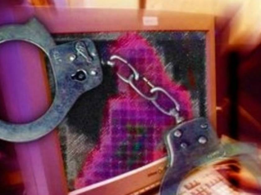 Χιλιάδες φωτογραφίες και πορνογραφικό υλικό βρέθηκαν σε Η/Υ υπηρεσίας