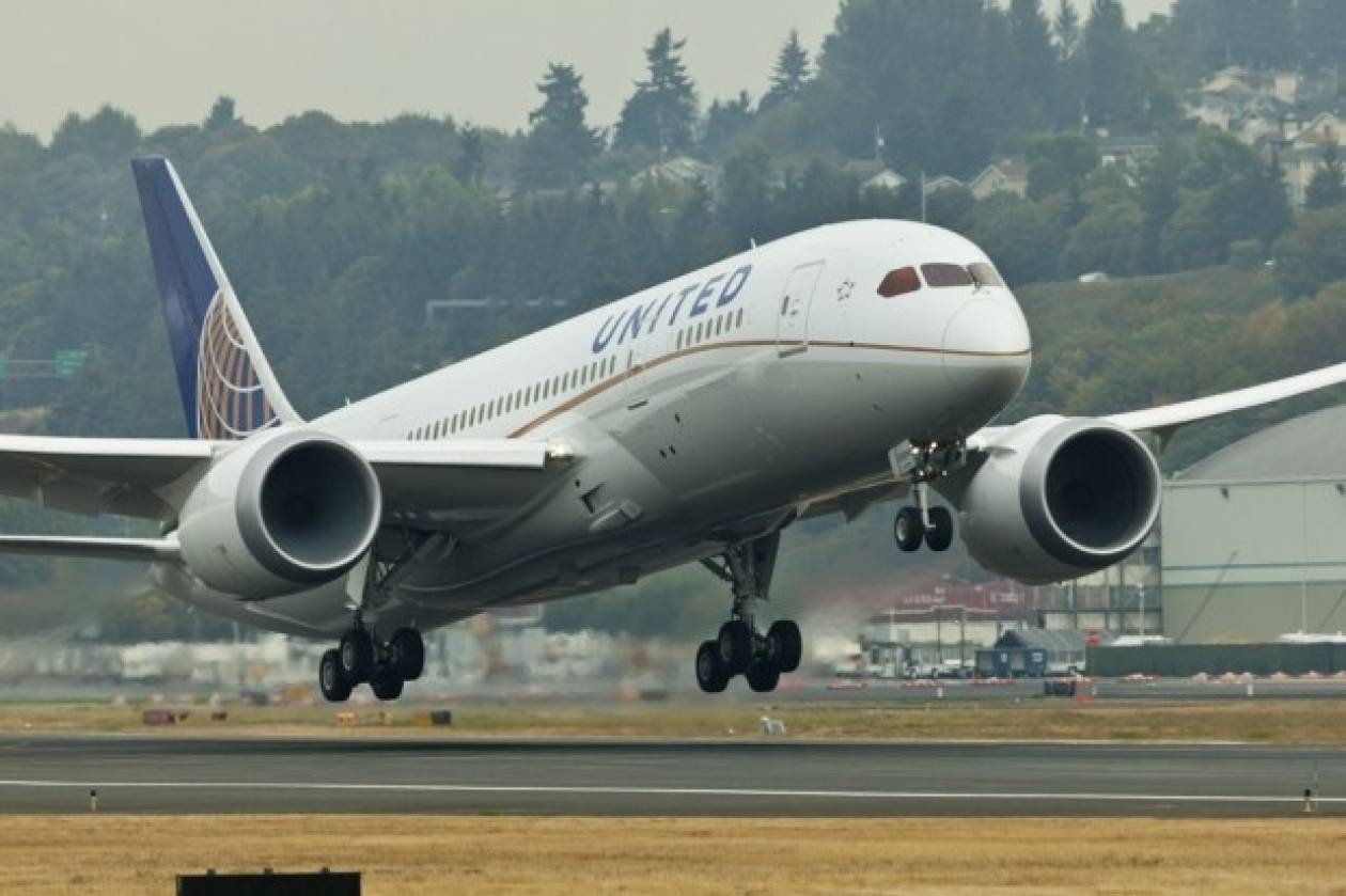 ΗΠΑ: Καινούργιο Boeing 787 αναγκάστηκε να κάνει έκτακτη προσγείωση