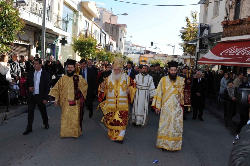 Βίντεο: Με λαμπρότητα οι εκδηλώσεις για τον Άγιο Νικόλαο στην Κοζάνη