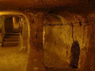 Derinkuyu: Η υπόγεια πόλη στην Καππαδοκία (pics)