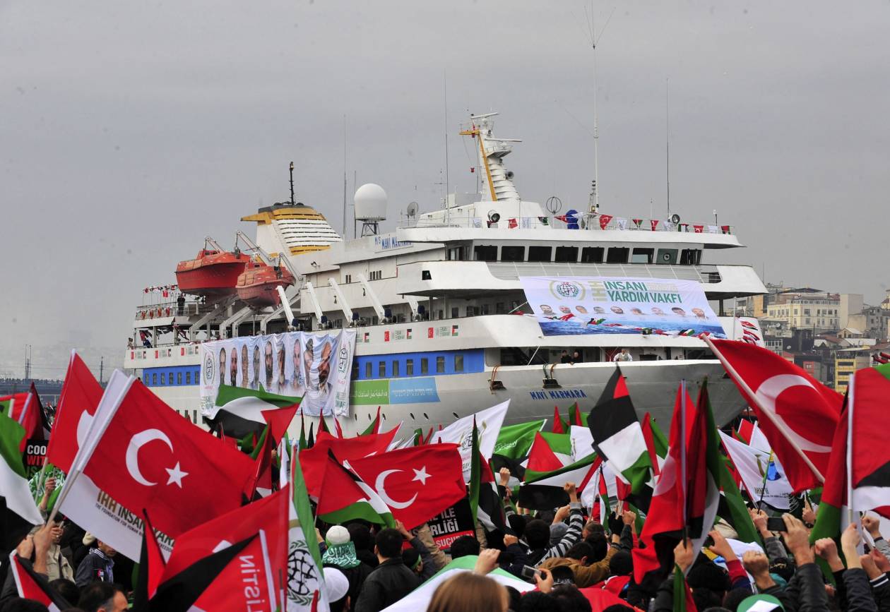 Yeni Şafak daily: 5 Τούρκοι εναντίον των Τούρκων στο Mavi Marmara!