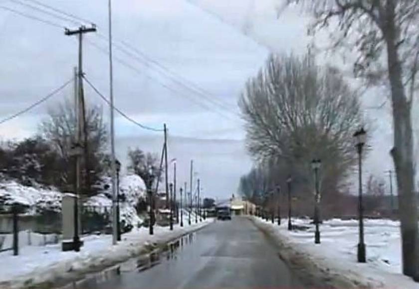 Βίντεο: Ήρθαν οι πρώτες χιονοπτώσεις στο βόρειο τμήμα του Έβρου
