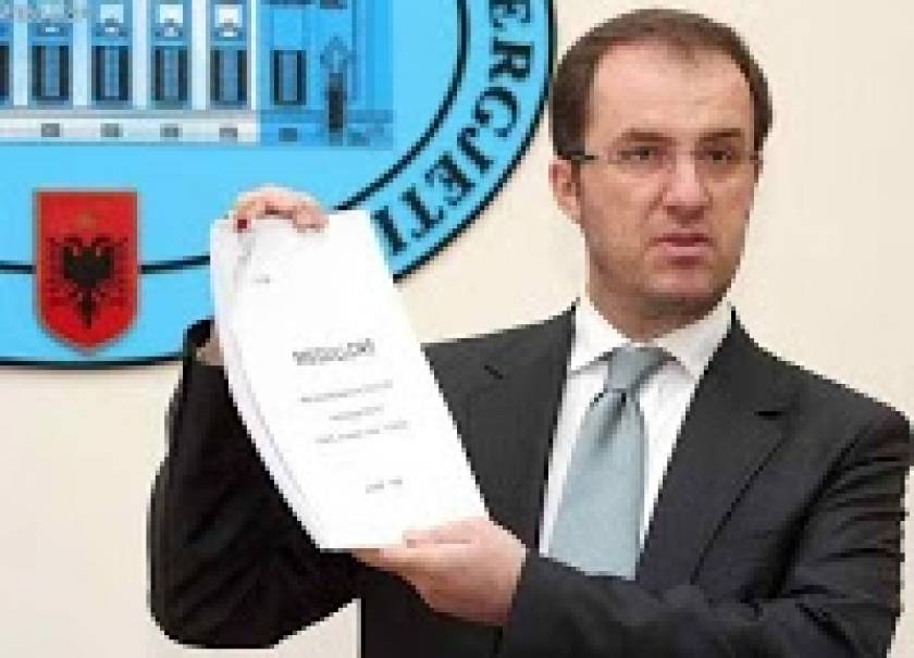 Πρώην υπουργός της Αλβανίας ομολογεί δημόσια ότι είναι Ορθόδοξος
