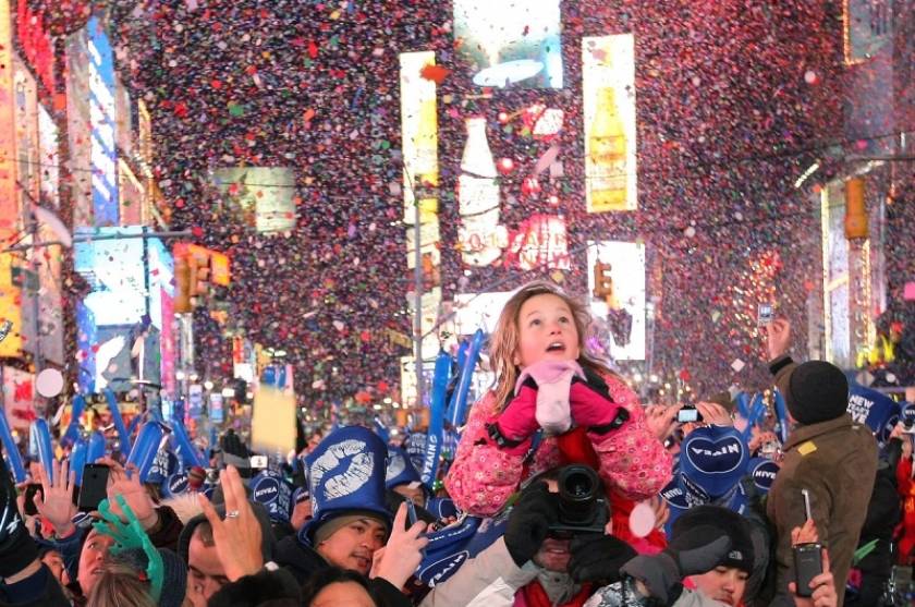 Βίντεο: Η Times Square μετά το πρωτοχρονιάτικο πάρτι