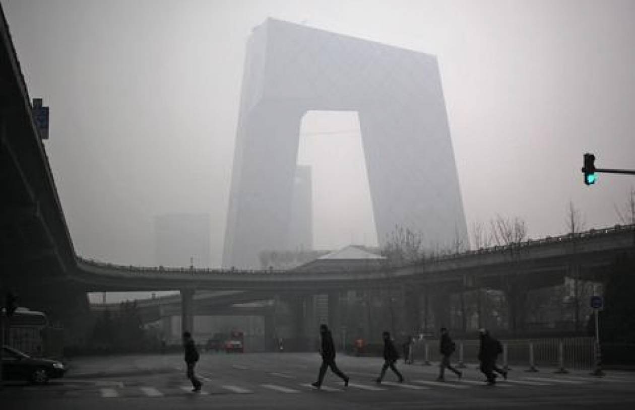 Στο «κόκκινο» η ατμοσφαιρική ρύπανση στο Πεκίνο