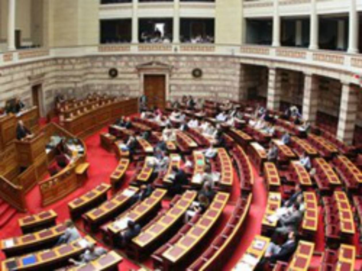 Dress code στη Βουλή - Δόθηκαν οδηγίες ένδυσης και έκφρασης