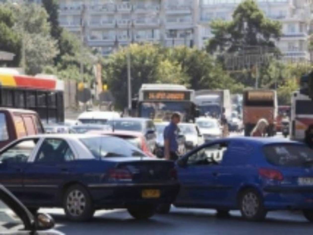 ΤΩΡΑ: Κυκλοφοριακό χάος στη Θεσσαλονίκη