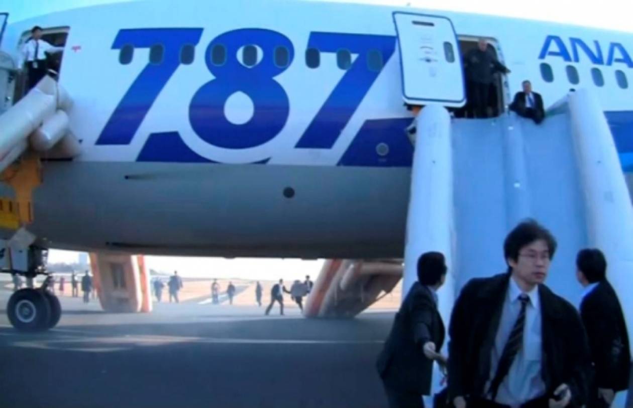 Καθηλωμένα τα Boeing 787 σε όλο τον κόσμο
