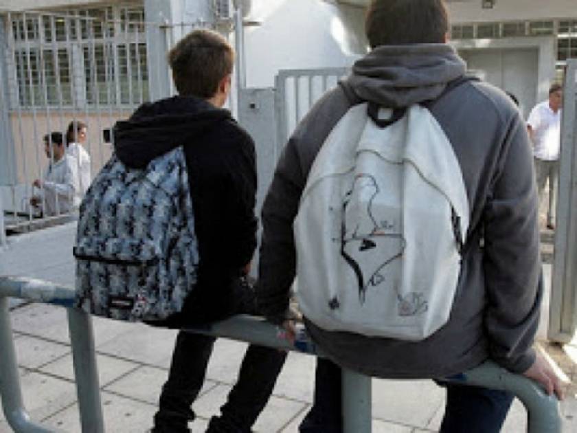 Πάτρα: Βεντέτα σε σχολείο - «Φουσκωτοί» απειλούν με μαχαίρωματα