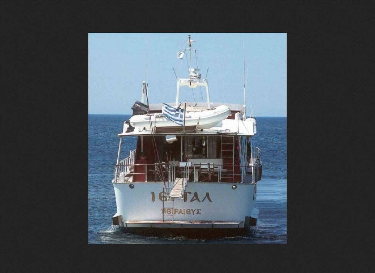 Πρόβλημα με τουριστικό σκάφος στη Γλυφάδα