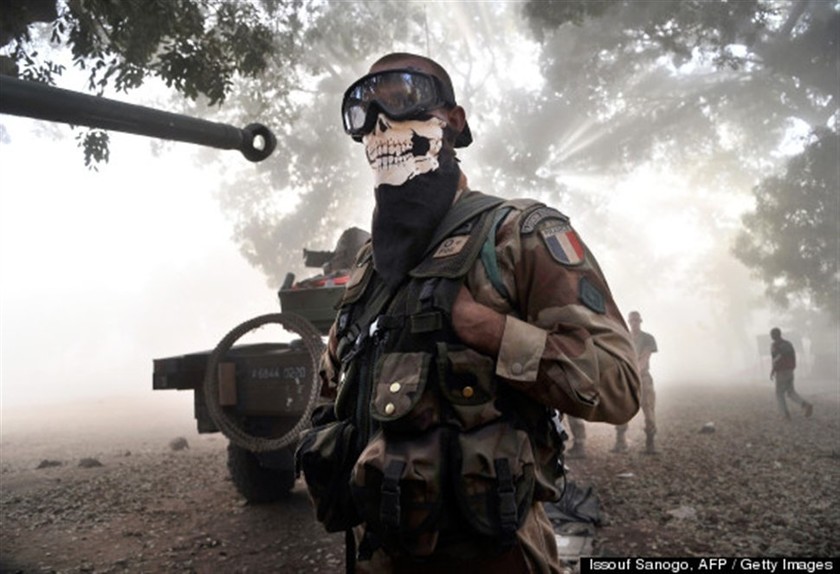 Η φωτογραφία του Γάλλου στρατιώτη στο Μαλί που σόκαρε τον κόσμο
