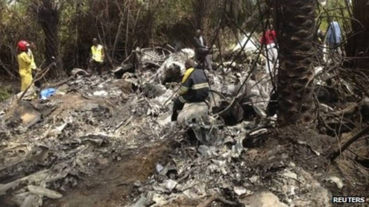 Τραγωδία-Έντεκα νεκροί από συντριβή αεροσκάφους