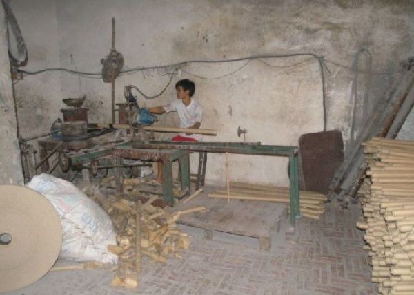 Απίστευτο: Δείτε πώς είναι ένα εργοστάσιο παραγωγής χαρτιού στην Κίνα
