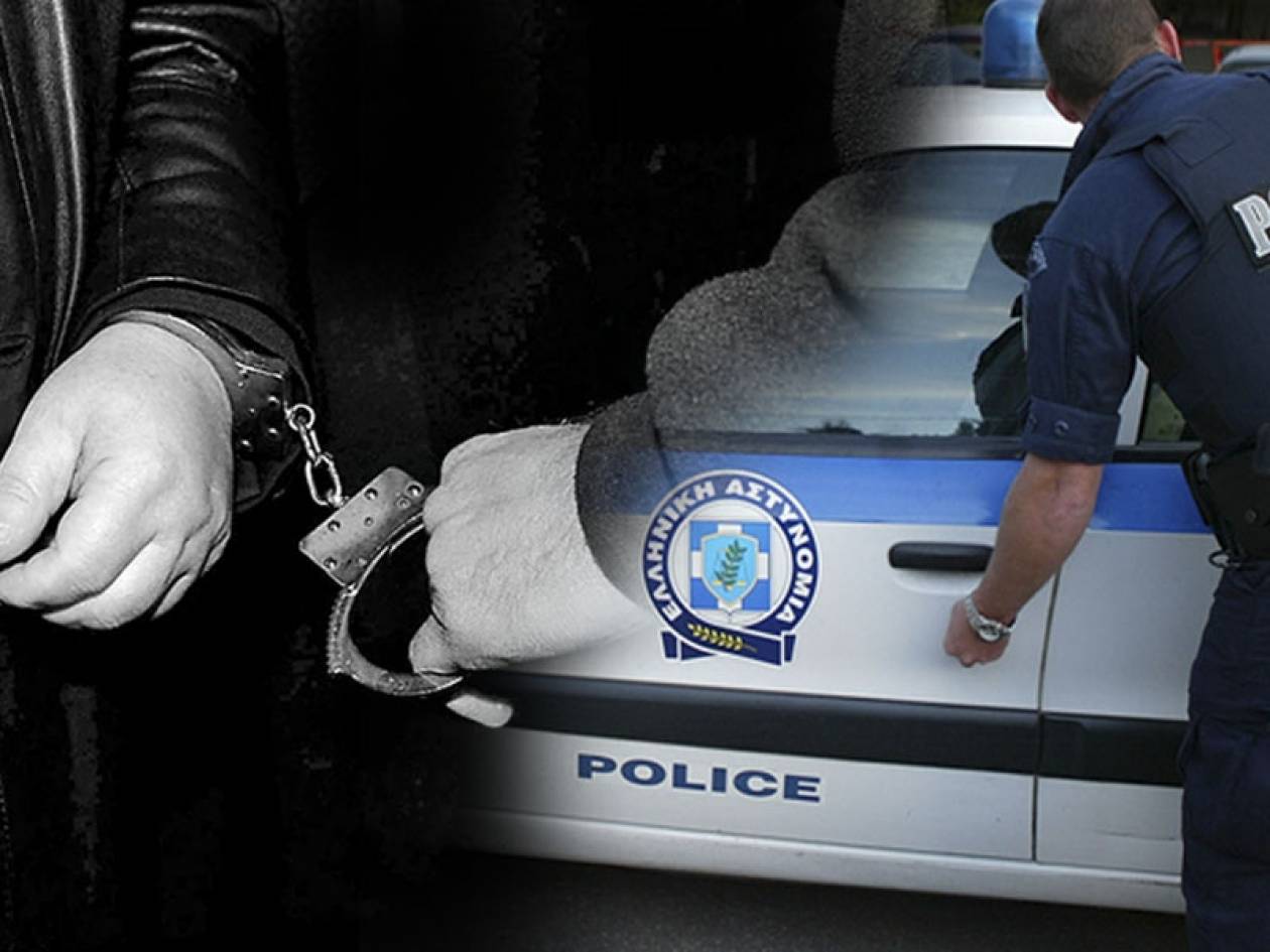 Συνελήφθη ο διοικητής του ΑΤ Ρέντη - Έκλεψε 4.000 ευρώ από Πακιστανό