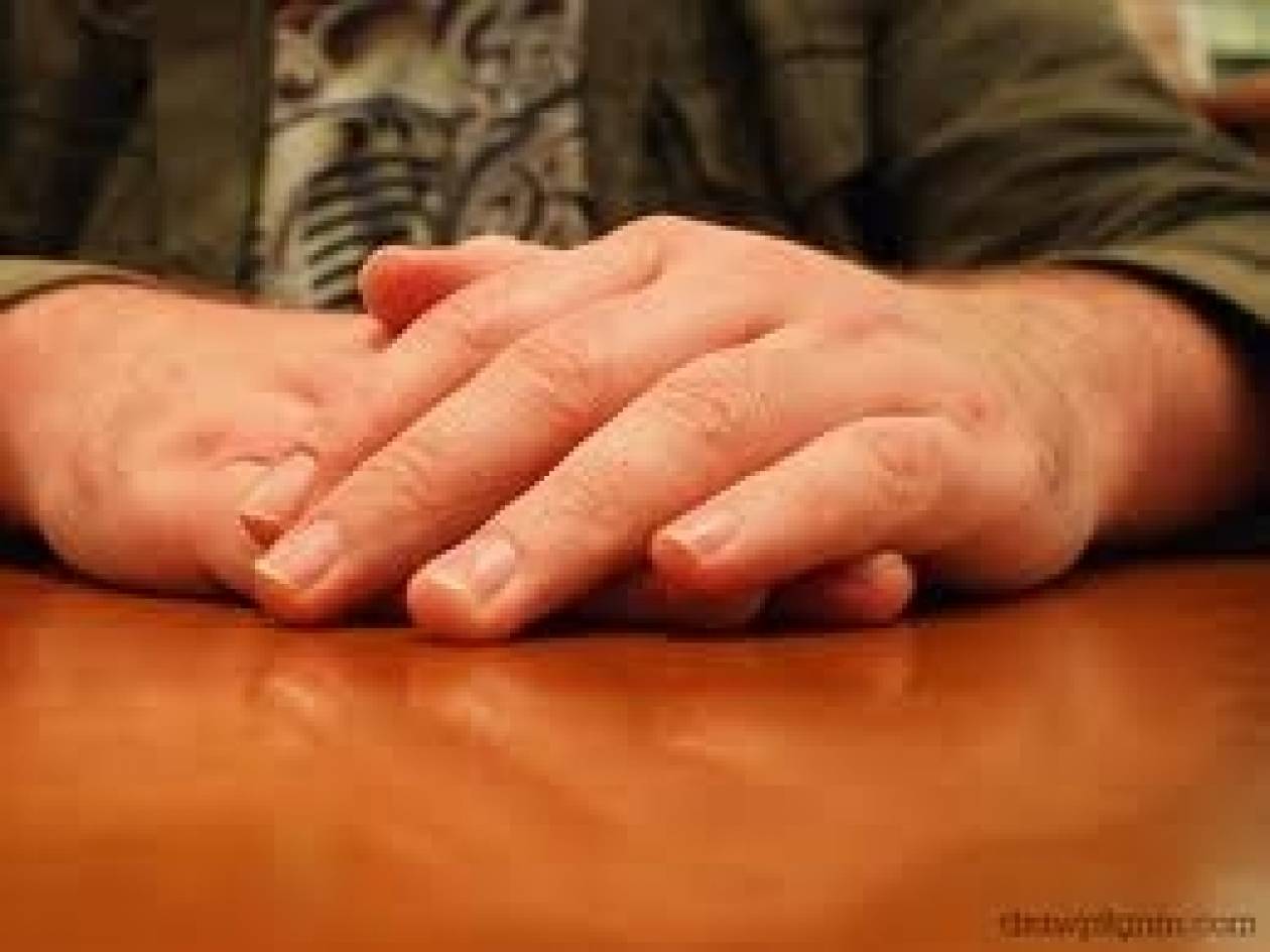 Test: Τα δάχτυλα προδίδουν πόσο άντρας είστε!