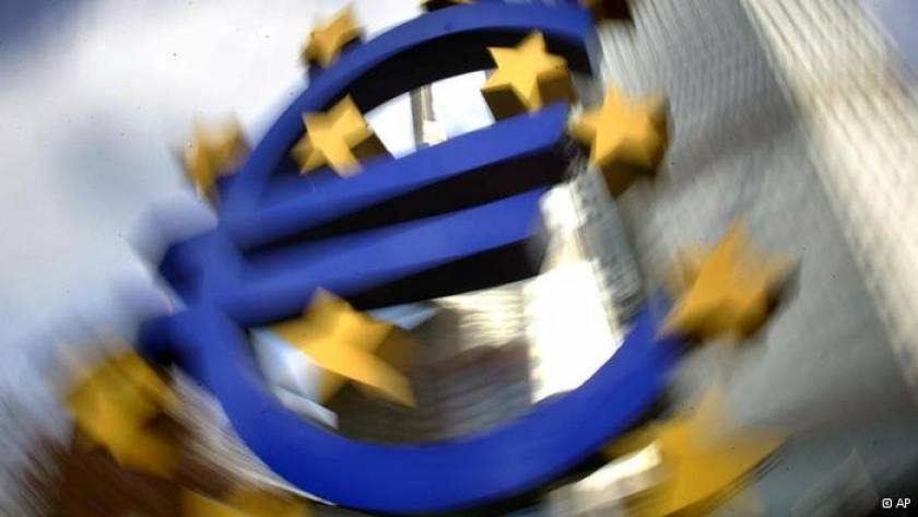 FAZ: Η Ελλάδα αναμένει τα κέρδη από τα ομόλογα