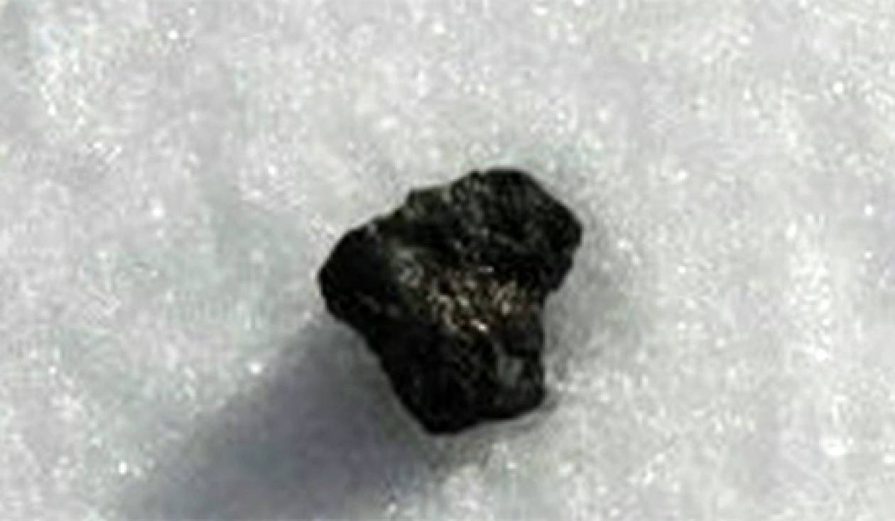 Στα Ουράλια βρήκαν ένα κομμάτι του μετεωρίτη που ζυγίζει ένα κιλό