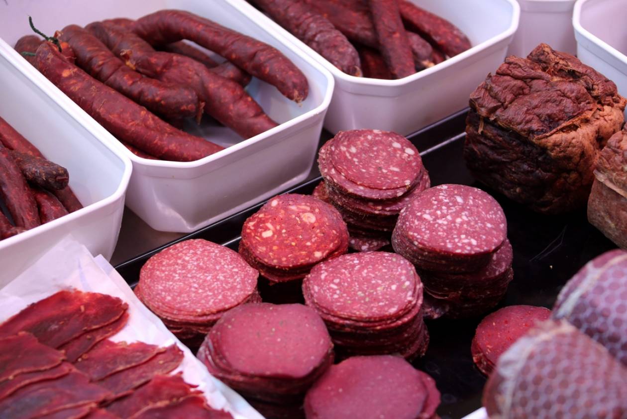 Θεσσαλονίκη: Εισαγγελική έρευνα σε τρεις εταιρείες για κρέας αλόγου