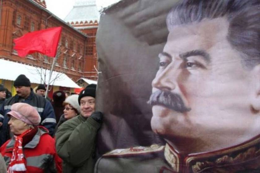 Έρευνα: Σχεδόν οι μισοί Ρώσοι έχουν θετική γνώμη για το Στάλιν