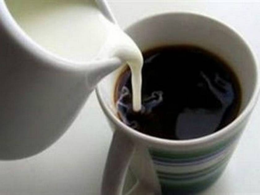 Βάζεις γάλα στον καφέ σου; Στο εξής θα πάψεις να το κάνεις! Μάθε γιατί
