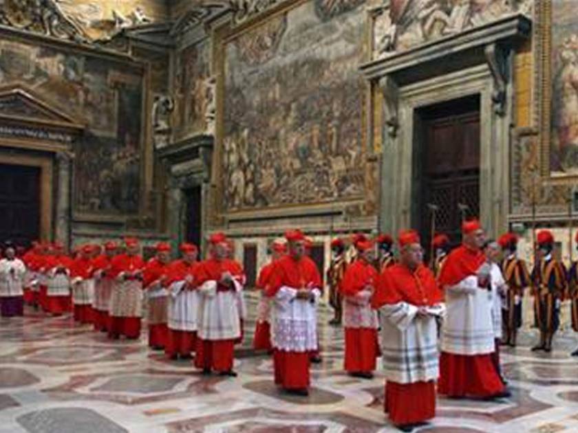 Δείτε LIVE από το Βατικανό την εκλογή του νέου Πάπα