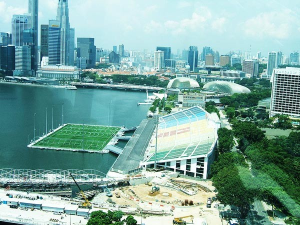 Ένα γήπεδο ποδοσφαίρου μέσα στη θάλασσα! (pics)