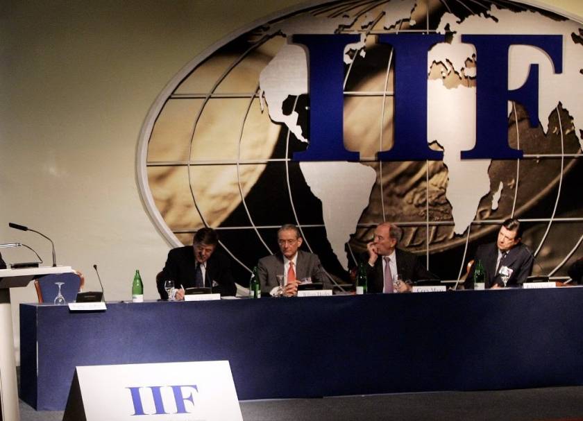 IIF: Τρεις φορές σκληρότερο το ελληνικό από το ιρλανδικό πρόγραμμα