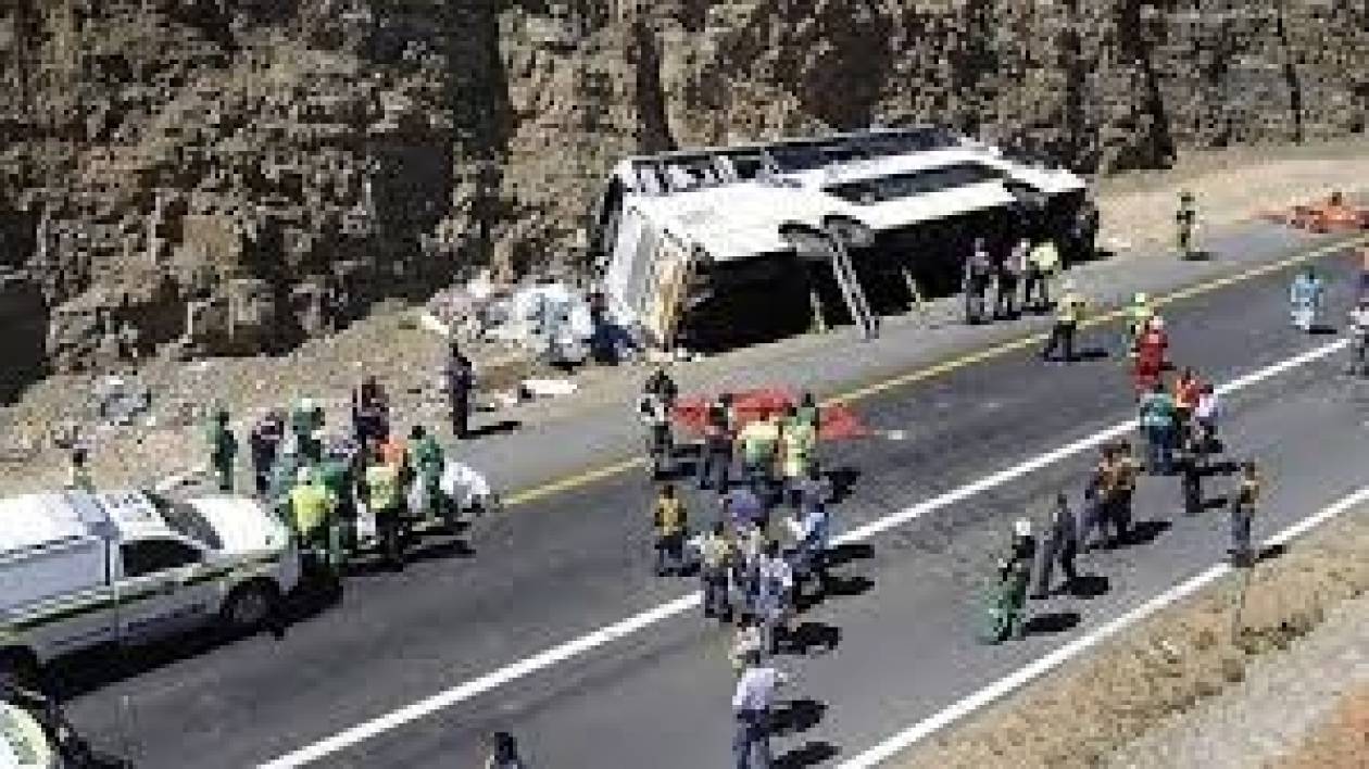 Πακιστάν: Δεκάδες στρατιώτες νεκροί από πτώση λεωφορείου σε γκρεμό