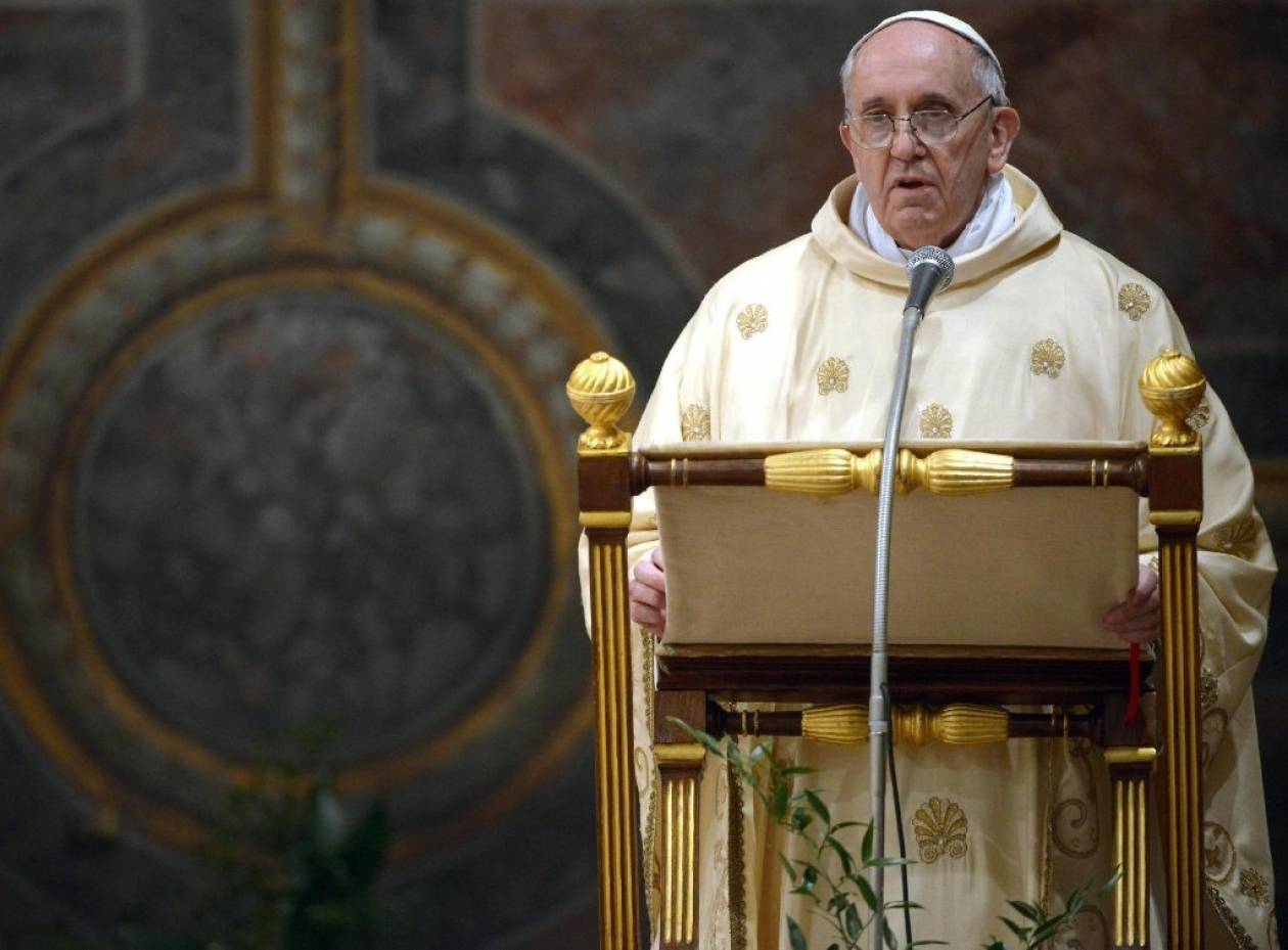 Βατικανό: Με λειτουργία στο μικρό παρεκκλήσι ξεκίνησε ο νέος πάπας