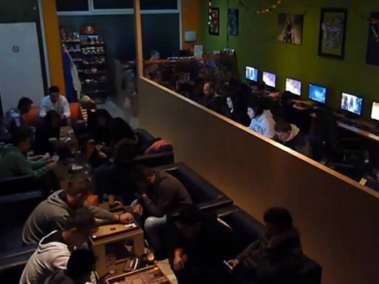 Βίντεο: Δείτε πώς έγινε αυτή η καφετέρια μετά το Harlem Shake
