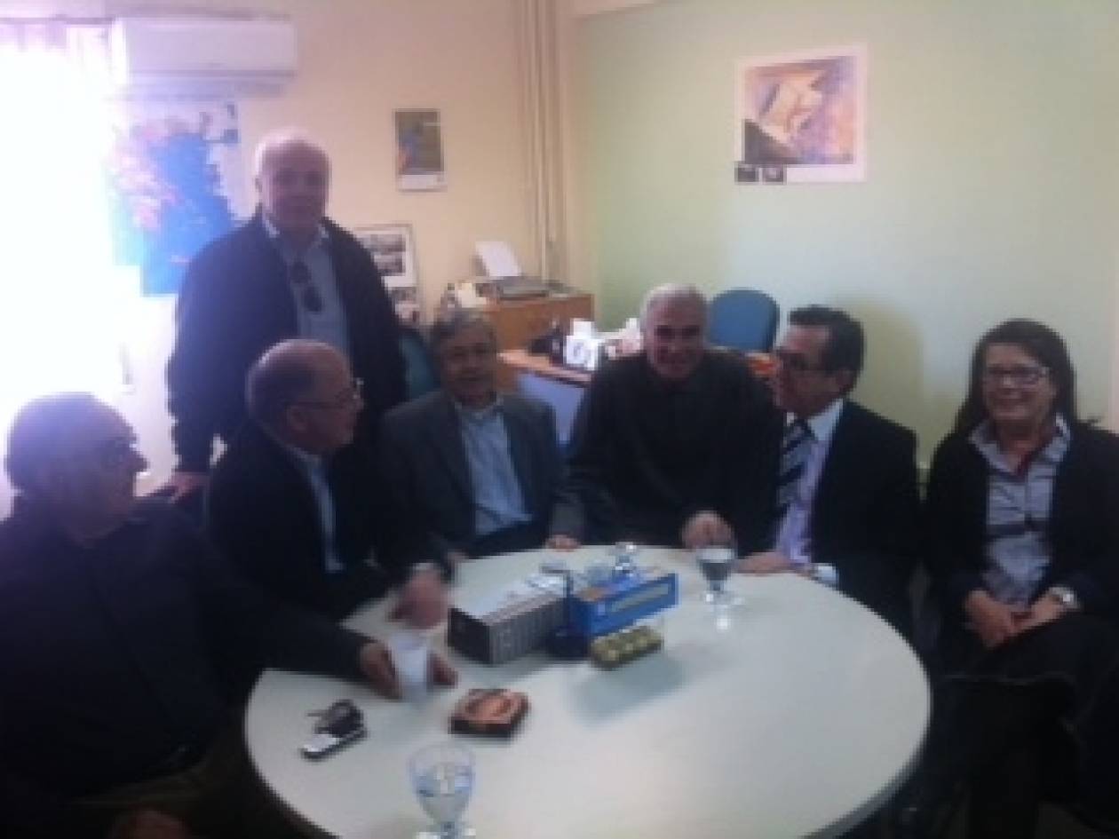 Συνάντηση Νικολόπουλου με συνταξιούχους τραπεζικούς υπαλλήλους