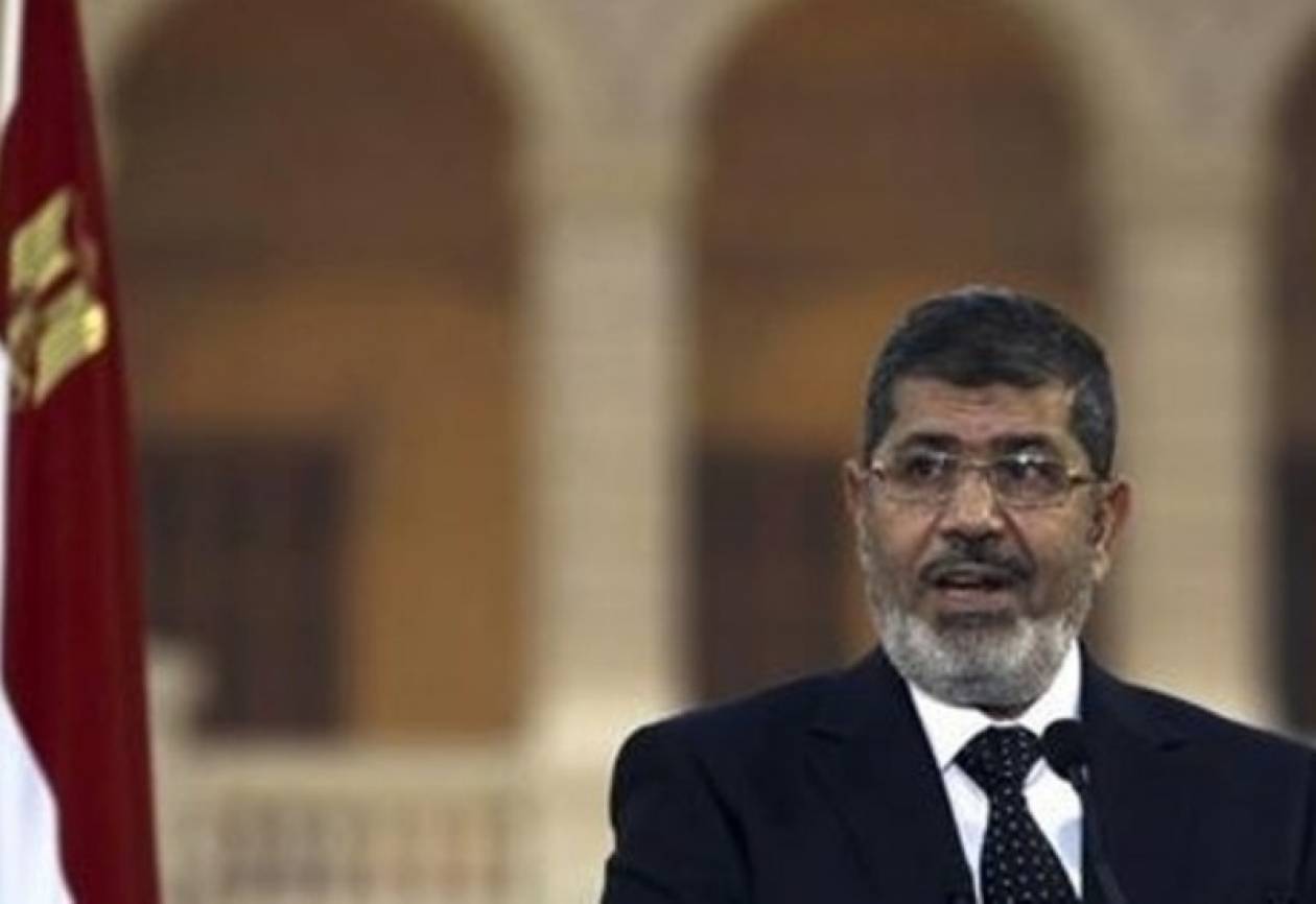 «Άκυρη» η απόλυση του εισαγγελέα από τον Μόρσι
