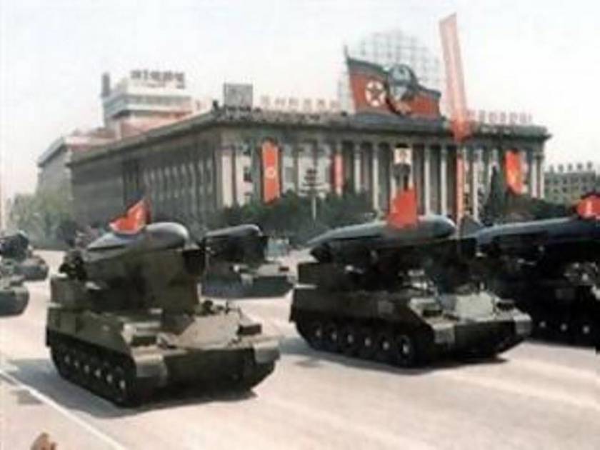Πολεμική προετοιμασία: Η Β. Κορέα μετακινεί στρατεύματα στα σύνορα...