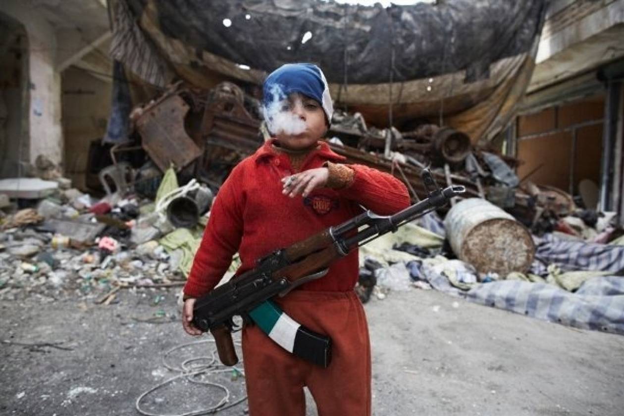 Συγκλονίζει ο 7χρονος στρατιώτης: Δεν έχω άλλη επιλογή!