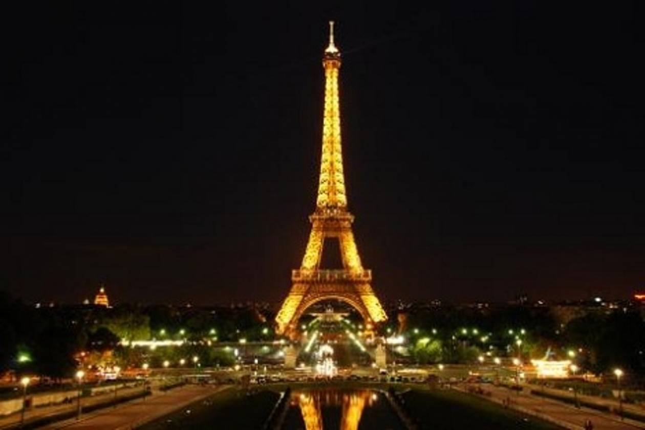 Η ανακοίνωση των γαλλικών αρχών για την απειλή στον πύργο του Άιφελ