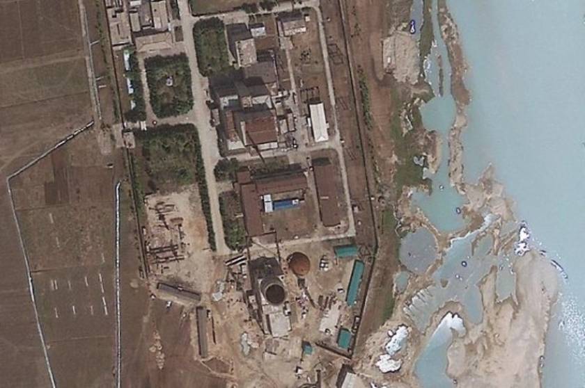 Β. Κορέα: Ξανά σε λειτουργία ο αντιδραστήρας της Γιονγκμπιόν