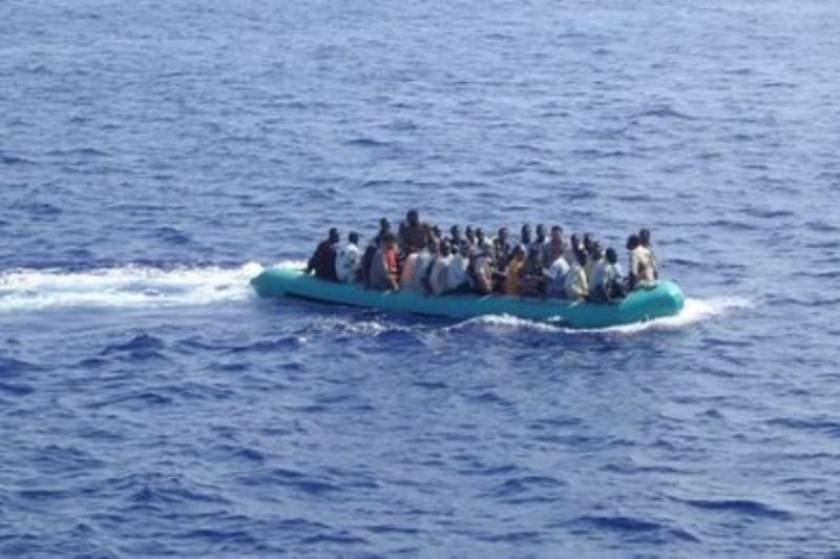 Kατάφεραν να σώσουν 500 μετανάστες που επέβαιναν σε πέντε φουσκωτά