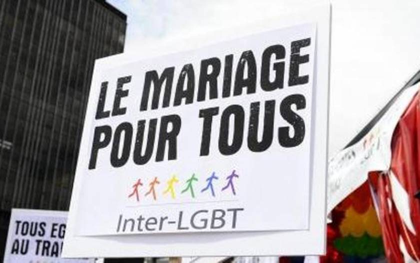 Υπέρ του γάμου των ομοφυλόφιλων ψήφισε η γαλλική Γερουσία